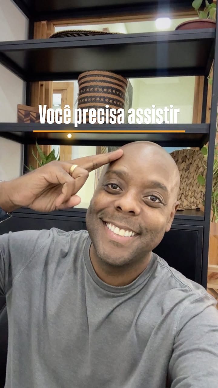 Magno Rodrigues em conversa direta com o público