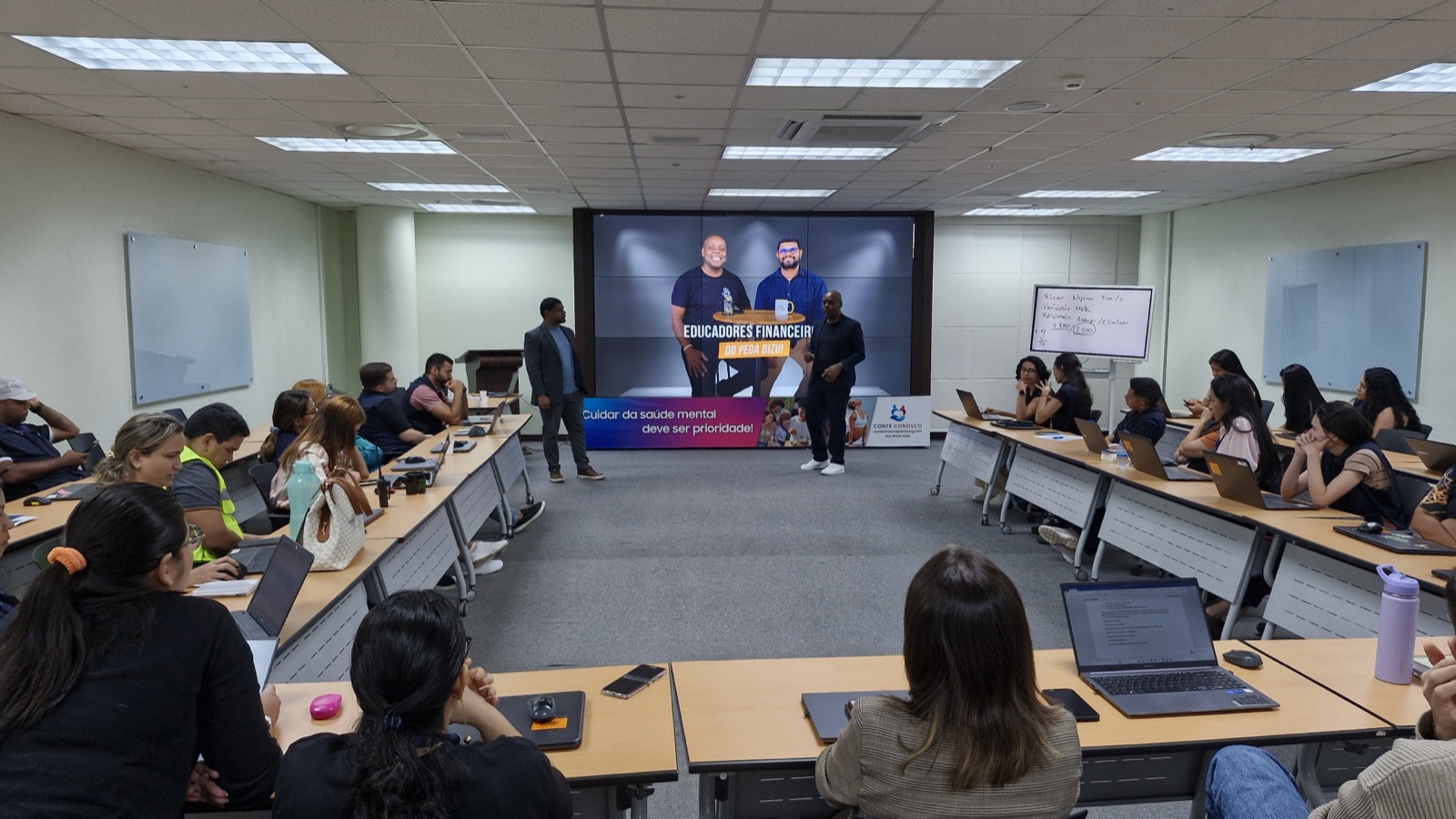 Palestra do Pega Bizu em treinamento corporativo na Samsung